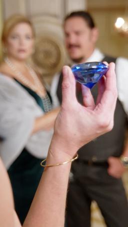 La mamá reina manda episode 10