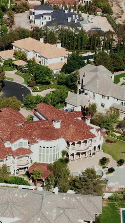 La PDG Milliardaire Partie de Rien episode 6