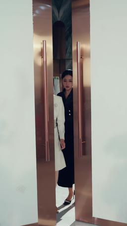 The Broken Triangle episode 28