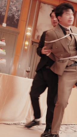 訂婚當天清潔工老媽淚灑全場 episode 32