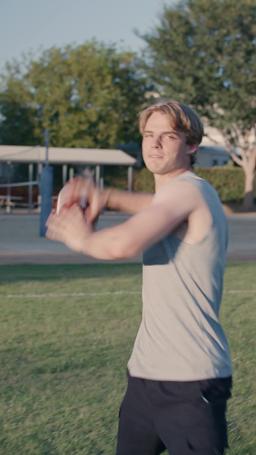 لاعب الوسط المفقود[ مدبلج ] episode 64