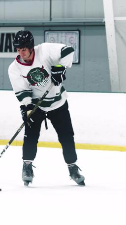 Mon Alpha du Hockey trailer