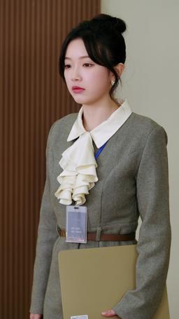 Falling for My Gold-Digger Wife episode 28