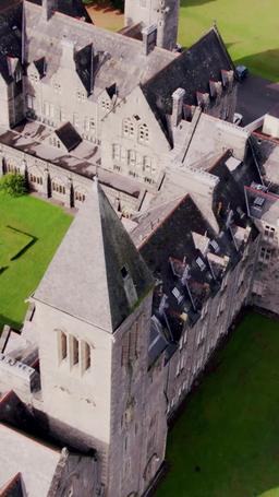 Enamorada del Alfa episode 21