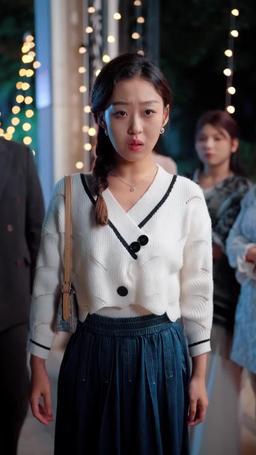 Gizli Zenginin Eşi episode 5