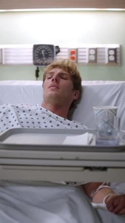 Ratu Lapangan Tenis episode 25