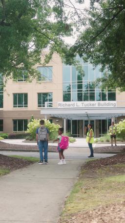 Il padre miliardario e senzatetto di mia figlia episode 12