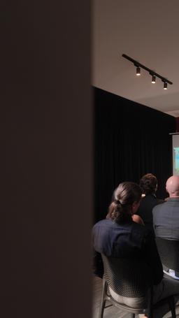 Una relazione tenuta all'oscuro episode 49