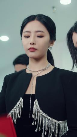 The Broken Triangle episode 19