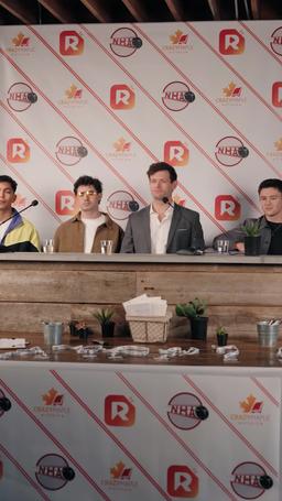 [Doublé] Comment Larguer une Star du Hockey episode 1