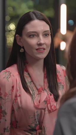 Eredità: la bella e il miliardario episode 8