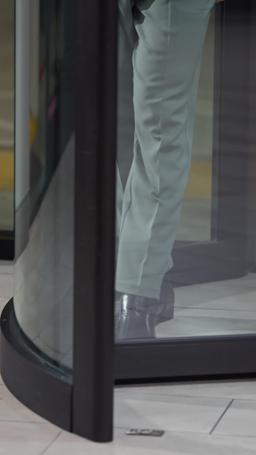 Заключена в объятия босса episode 63