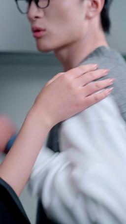 同級生のお母さんと話し合いの後、恋愛攻略システム全開！ episode 14