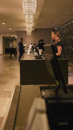 Incinta e sposata con una star del cinema episode 35