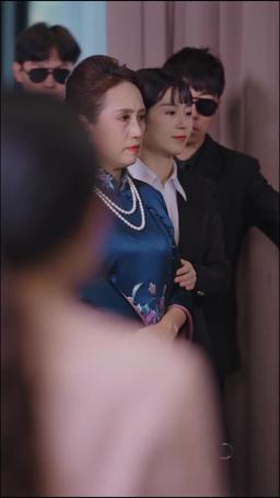 Servet Hediyesi: Zengin Amcalarımın Şımarık Gözdesi episode 22