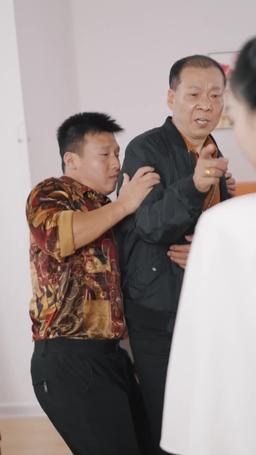 Zengin Ablam Arkamda episode 30