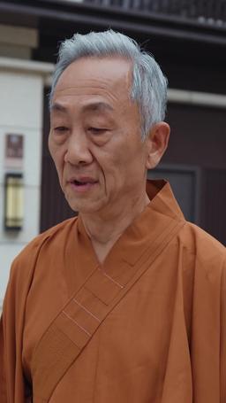 巔峰丐婿從被美女姐姐撿回家開始 episode 49