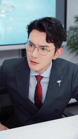 踹翻渣男後，首富千金馬甲藏不住了 episode 41