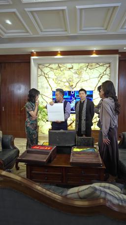 Farsa Falsa, Amor Real episode 13