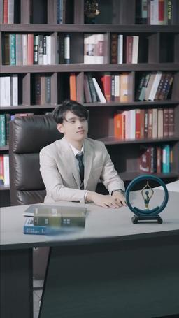 破產後我成了死對頭的秘書 episode 76