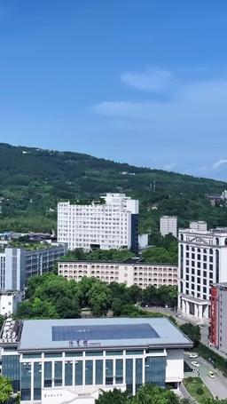 สองชีวิตในวิทยาลัยยอดฝีมือ episode 1