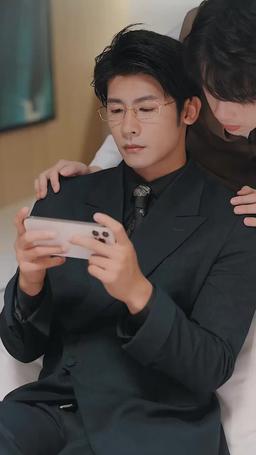 破產後我成了死對頭的秘書 episode 35