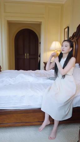 La Amante Contrada del Multimillonario episode 3