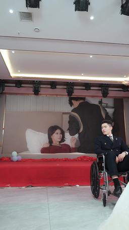 Surprise Proposal at Divorce Dinner episode 11