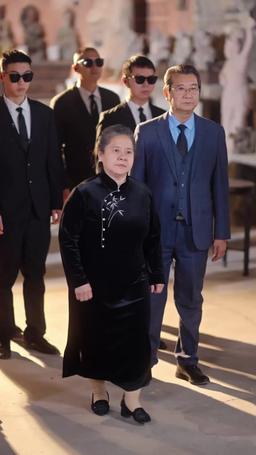 「Synchronisierung」Pling! Mama, dein Schnucki-Gatte ist da! episode 81