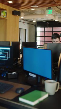 Genialny inżynier? Właśnie go zwolniłeś! episode 52