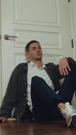 [dublado] O Bilionário Fugitivo se Tornou Meu Noivo episode 49