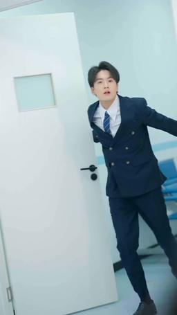 她帶崽離開後，厲總追瘋了 episode 64