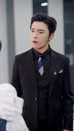 Chi Sapeva che Mio Marito Era un CEO Segreto? episode 35