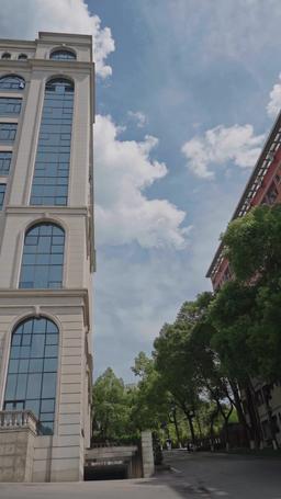 Seçkin Üniversitelerde Hayatta Kalma Rehberi episode 6