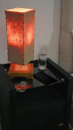 Bajo la Máscara de Mi Esposo CEO episode 13