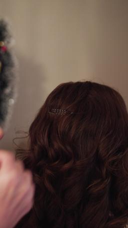 Encontrei Um Marido Bilionário E Sem-Teto Para o Natal episode 71