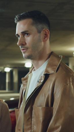 O Bilionário Fugitivo se Tornou Meu Noivo episode 60