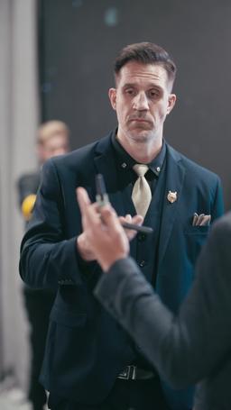 Jangan Sentuh Ayahku yang Bawa Pistol! episode 60