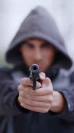 El Ajustador trailer