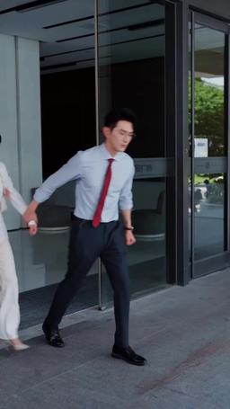 踹翻渣男後，首富千金馬甲藏不住了 episode 54