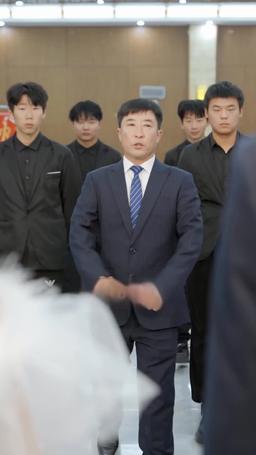 攤牌了，我是全球首富千金 episode 32