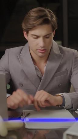 Pengacara Iblis yang Menyelamatkanku episode 13