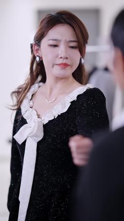 Oddio! La Moglie Della Superstar Lavora Qui episode 39