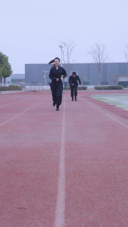 我家機長美又颯 episode 23