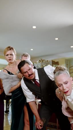 Queen Mom Rules episode 17