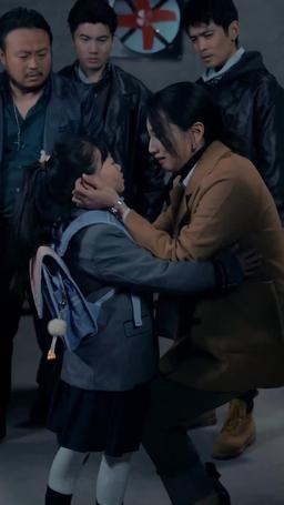 Tieni la Mia Mano Prima che il Cavo Si Spezzi episode 51