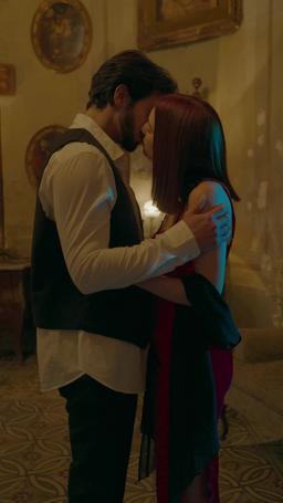 Love & Blood episode 8