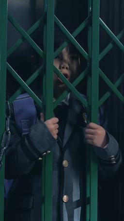 Tieni la Mia Mano Prima che il Cavo Si Spezzi episode 44