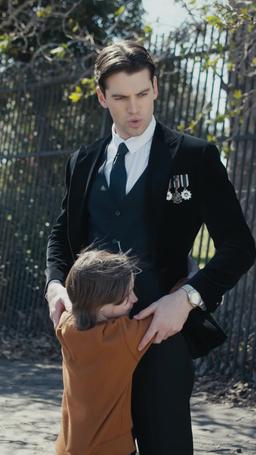 Royal Heir Breaks My Heart in a Warzone episode 38