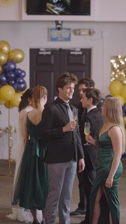 Il re alfa e la sua sposa vergine episode 30